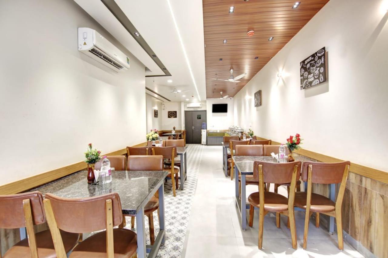 Hotel Almora Sky Near By Delhi International Airport With - Free Airport Pickup And Drop Nowe Delhi Zewnętrze zdjęcie