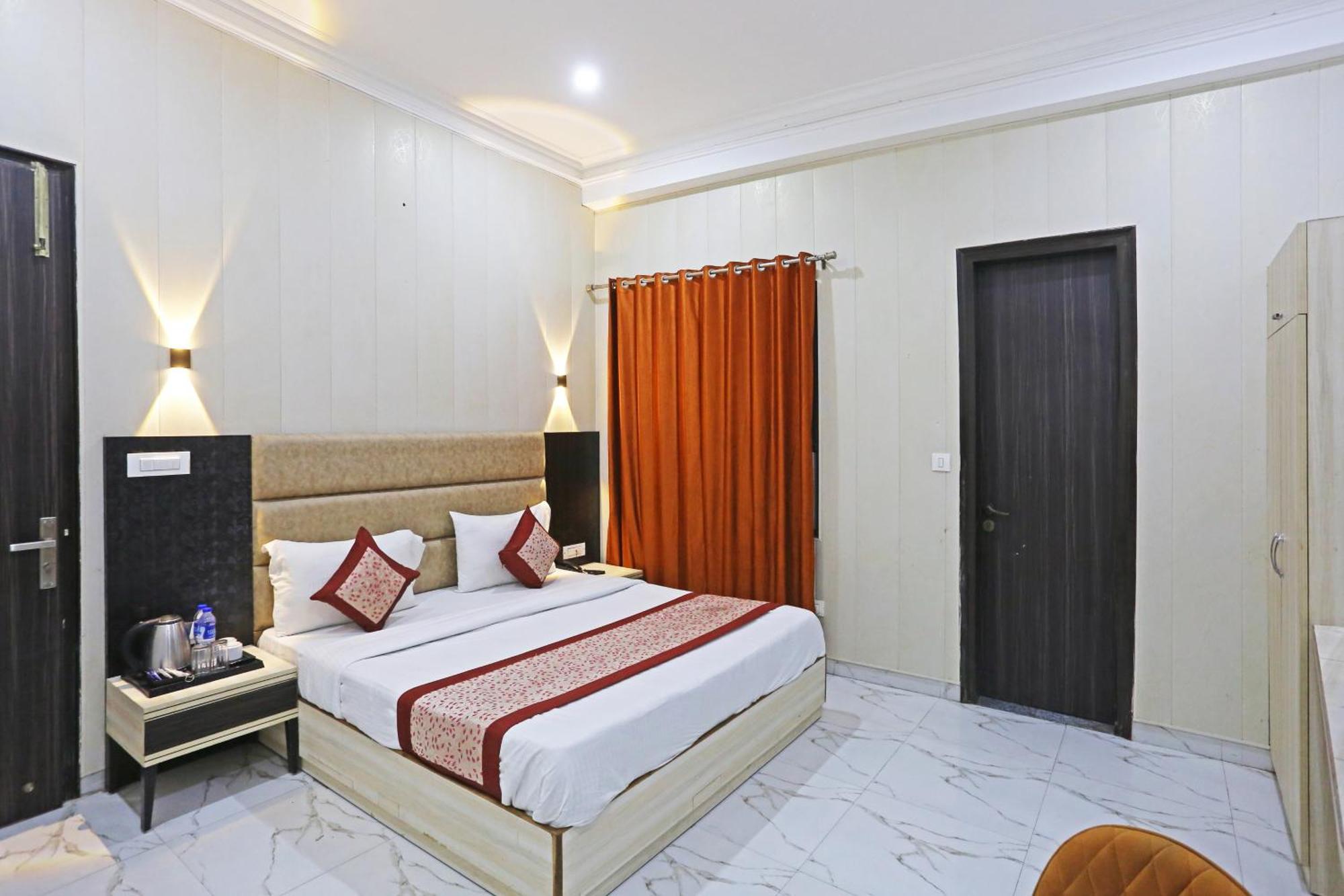Hotel Almora Sky Near By Delhi International Airport With - Free Airport Pickup And Drop Nowe Delhi Zewnętrze zdjęcie
