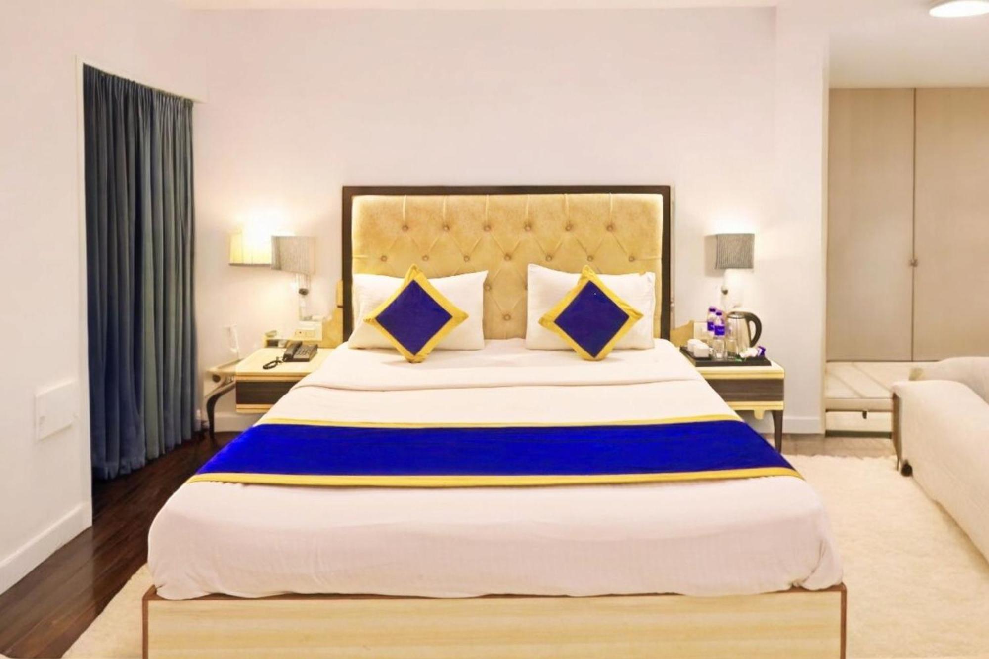 Hotel Almora Sky Near By Delhi International Airport With - Free Airport Pickup And Drop Nowe Delhi Zewnętrze zdjęcie